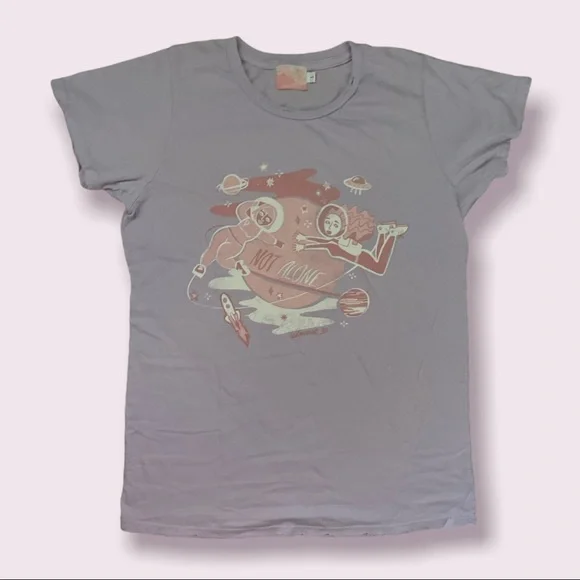 Almost 30 Not Alone Tee Women’s Size Large Purple T-Shirt Dazey LA Collab NEW - Picture 2 of 7
